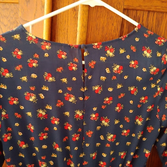 DRESS - Picture 3 of 3